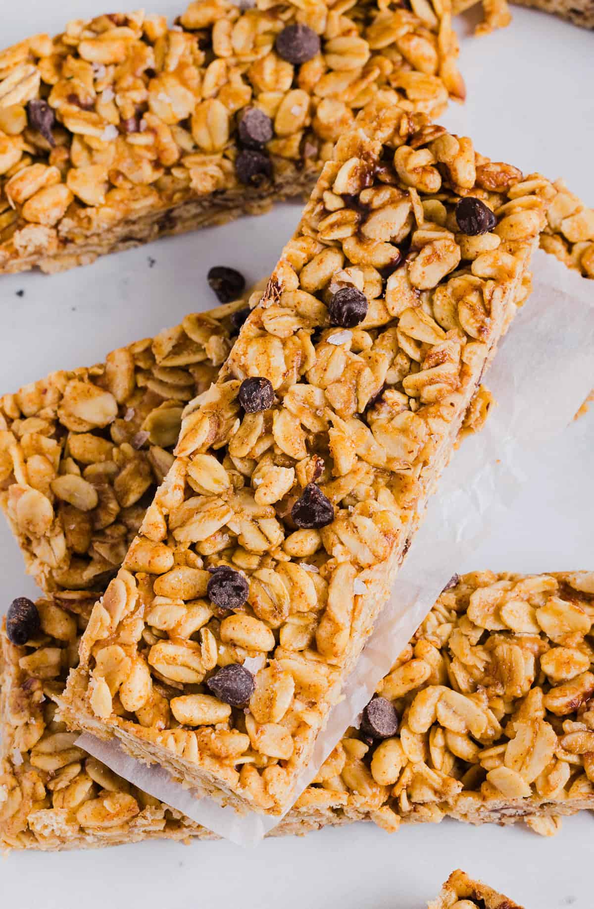 These No Bake Almond Butter Granola Bars are a wholesome, delicious snack that easily comes together in just 15 minutes using simple pantry ingredients! Perfect for busy mornings, a healthy snack or for your kid's lunchbox!