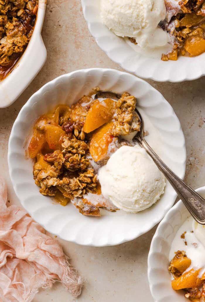 healthy-peach-crisp-10-700x1032.jpg