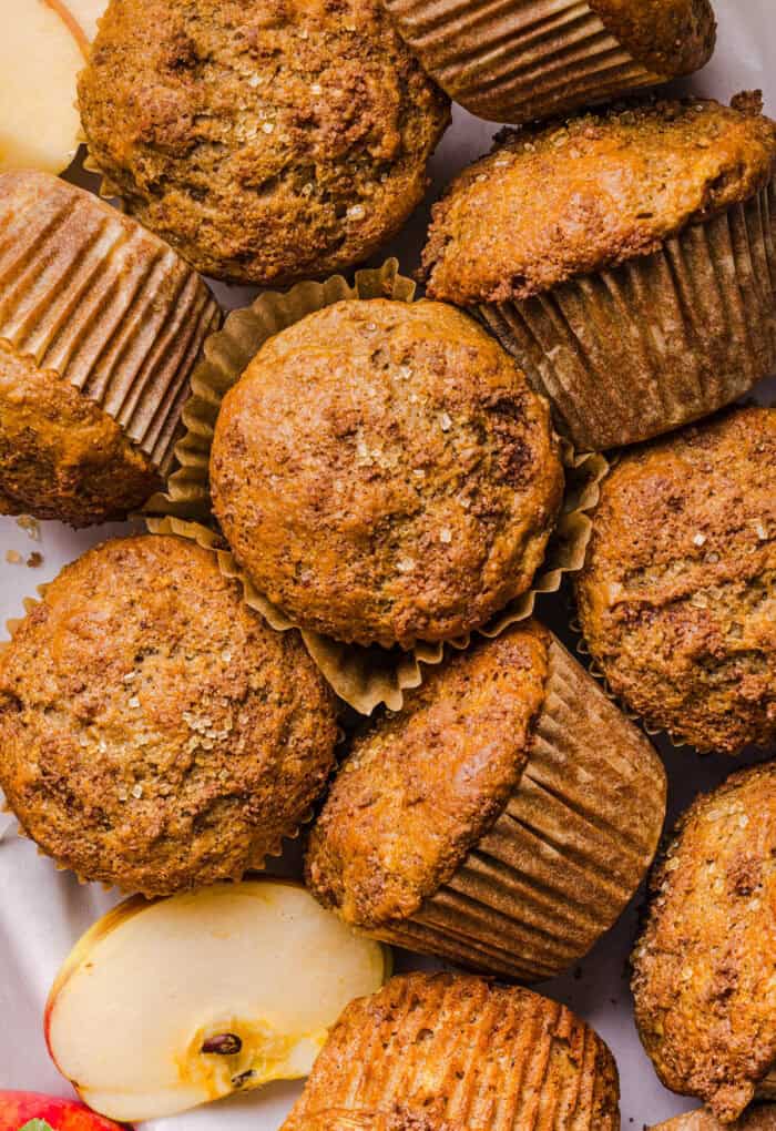 apple-cinnamon-muffins-66-700x1020.jpg